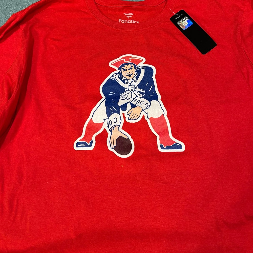New England Patriots long sleeve shirt